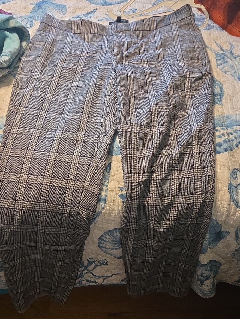Banana Republic Gray Plaid Dress Trousers Size 8L